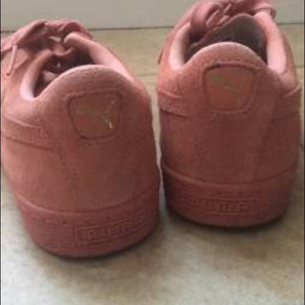 Puma - Picture 4 of 4